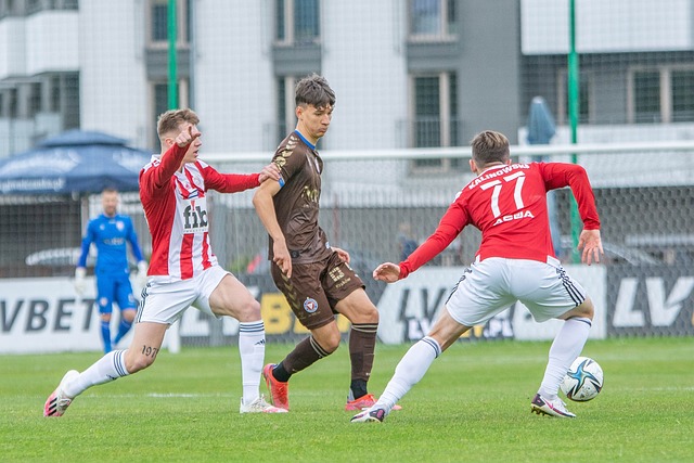 始采用更为 始采用更为