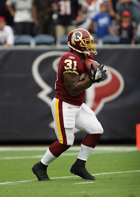 朗尼克被誉 朗尼克被誉